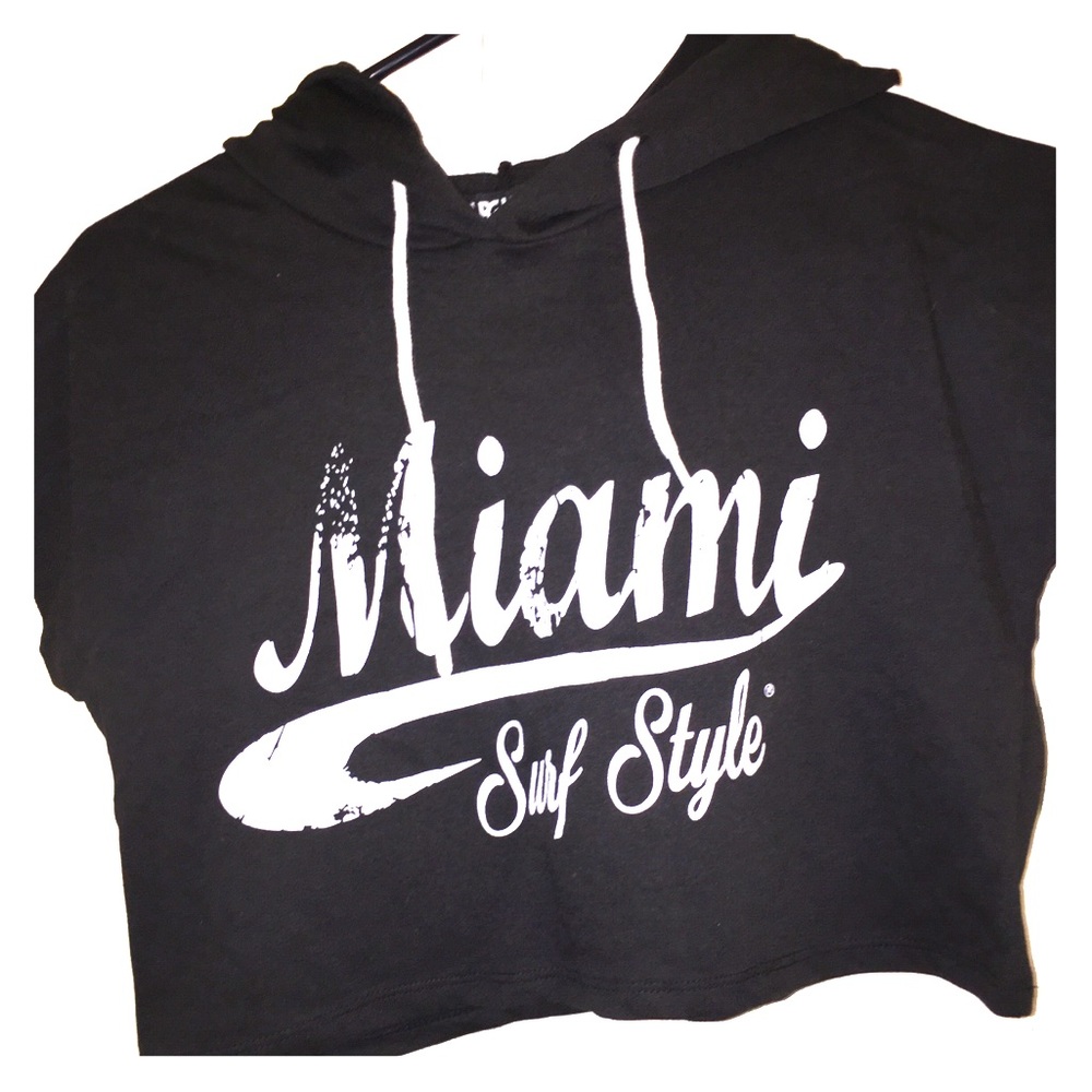 Crop top with hoodie